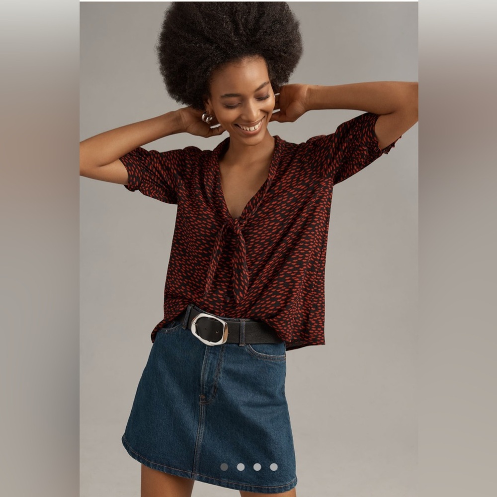 Reformation Patterned Tie Top - Picture 2 of 10